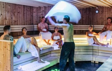 Hotel Almesberger Wellnessurlaub im Mühlviertel Panorama Sauna besonderes Saunaerlebnis