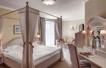 Hotel Almesberger Romantik Zimmer buchen
