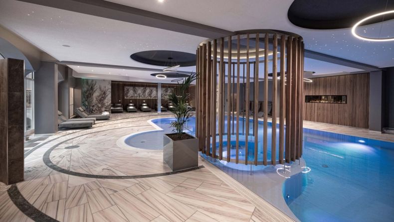 Indoor Pool in Wellness Hotel Upper Austria - Hotel Almesberger****S