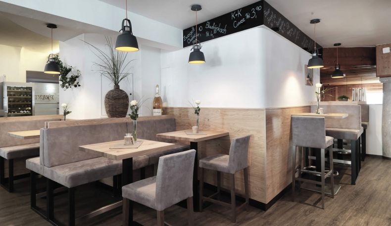 Hotel Almesberger Hotelbar Happy Hour Hotel Almesberger Hotelbar Happy Hour